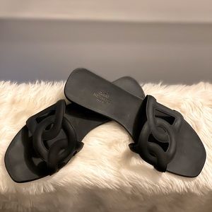 Hermes Aloha Rubber sandals 💯 authentic